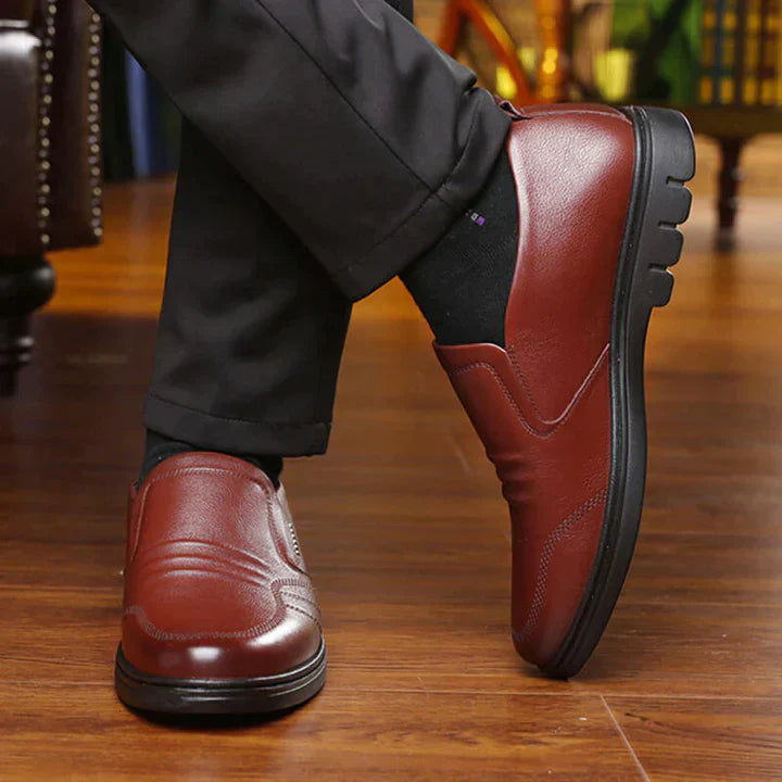 ARVI - Stilvolle und Antirutsch-Schuhe für Optimalen Grip