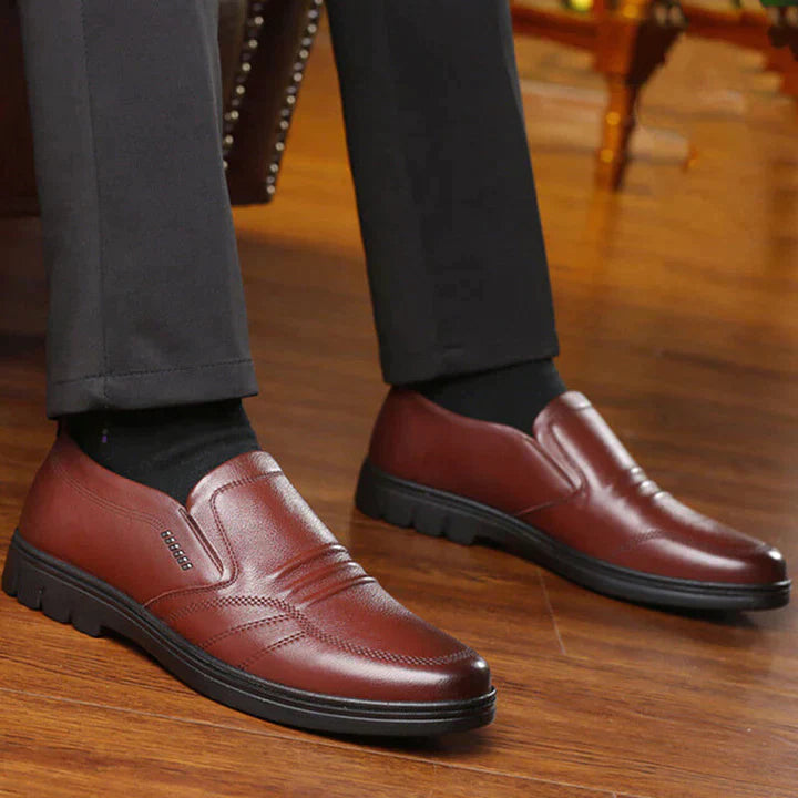 ARVI - Stilvolle und Antirutsch-Schuhe für Optimalen Grip