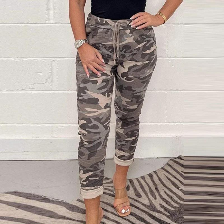Luxuriöse Camouflage-Hose Penelope für Damen - Absoluter Komfort und Eleganz!