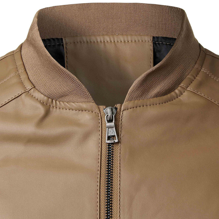 Eine modische und raffinierte Jacke - die BOGDAN-Kollektion